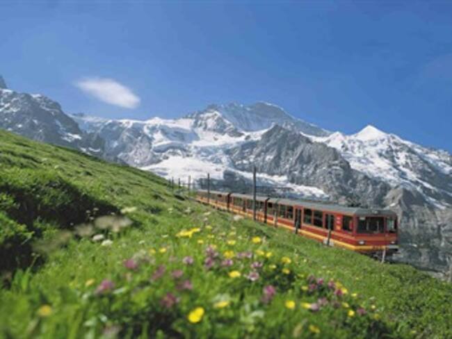 Chocan dos trenes en Suiza