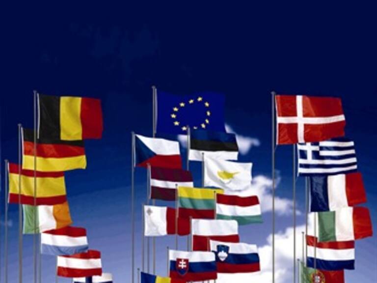 Inicia UE reunión de emergencia para evitar 'contagio' griego