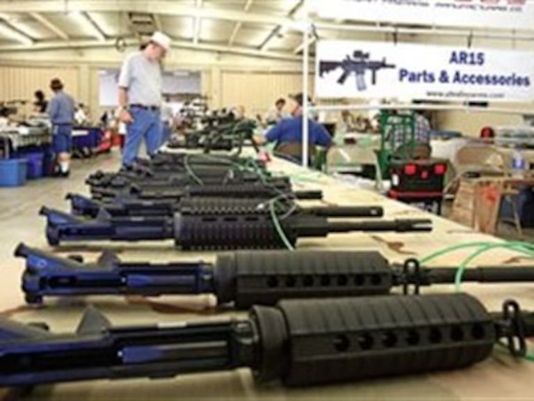 Negocia Ecuador con Chile la compra de piezas para armas de fuego
