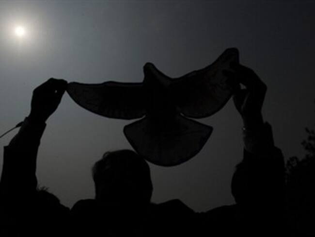 Mueren siete policías en ataque explosivo en India