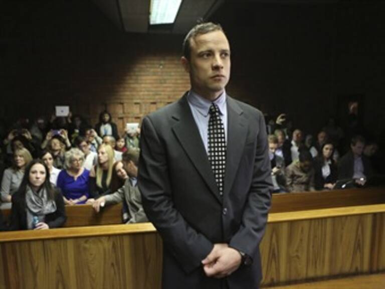 No tolera Pistorius declaraciones de testigos en su juicio