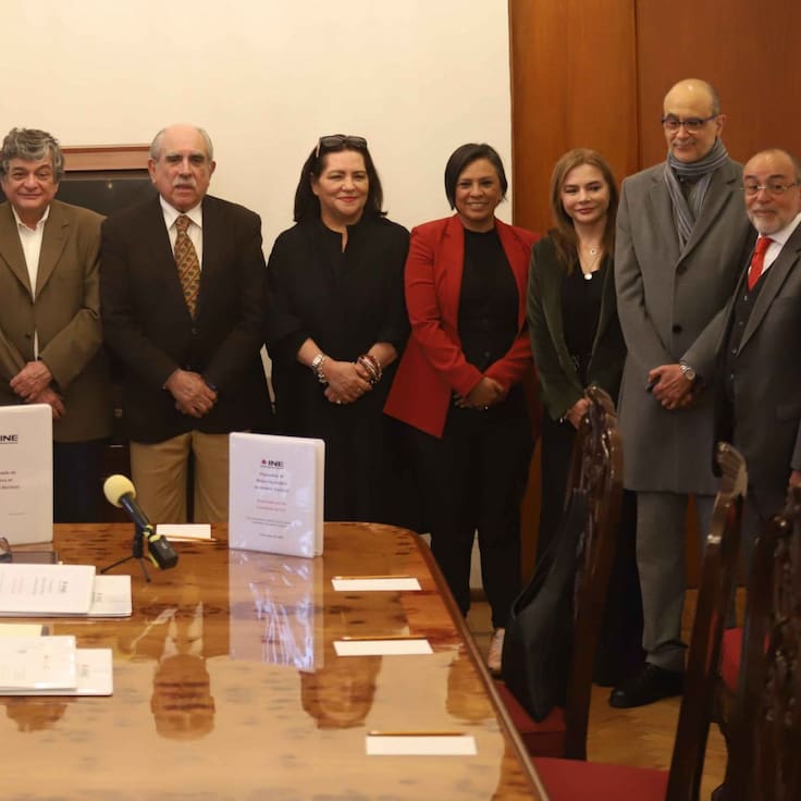 INE entrega 241 propuestas para la Reforma Electoral a comisión presidencial