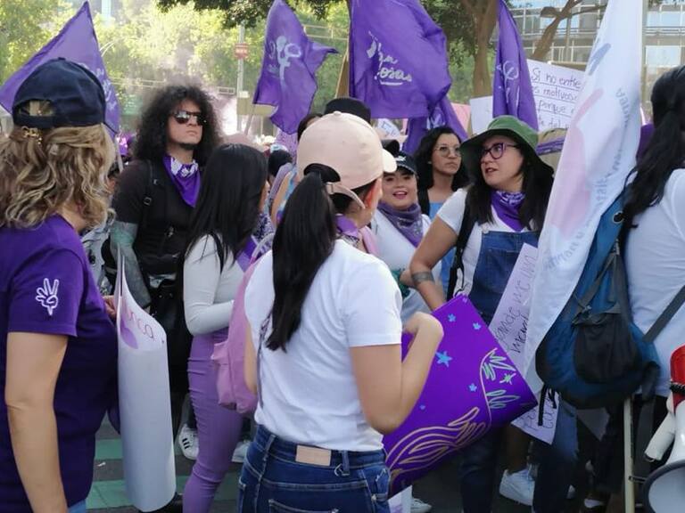 Gritan y marchan por feminicidios, violaciones y desaparecidas en el 8M