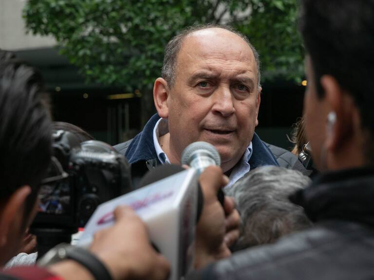 CIUDAD DE MÉXICO, 10JULIO2024.- El diputado federal Rubén Moreira fue cuestionado sobre el proceso de cambio de estatutos dentro del PRI que le permitiría a su actual dirigente Alejandro Moreno Cárdenas reelegirse al menos dos periodos más. FOTO: MOISÉS PABLO/CUARTOSCURO.COM