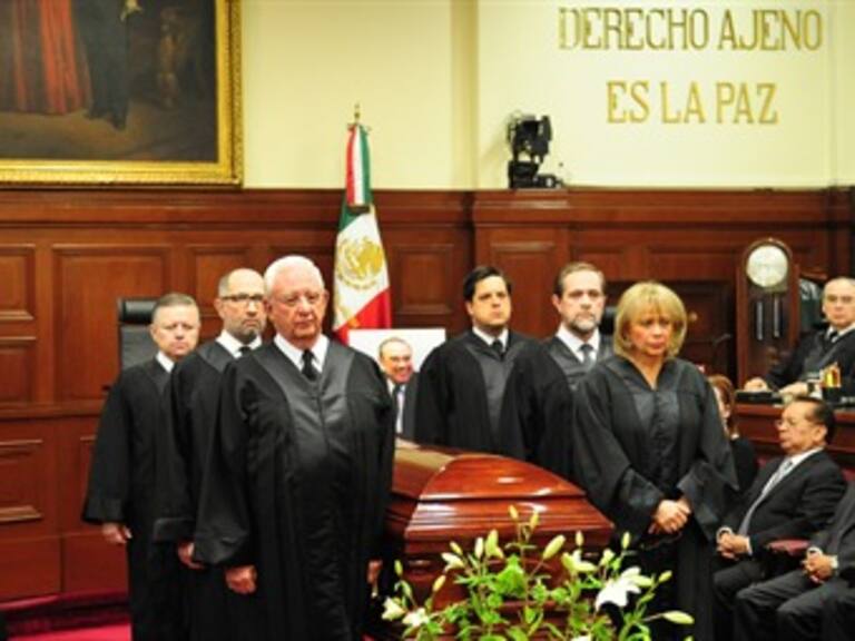 Rinden homenaje a Sergio Valls en la SCJN