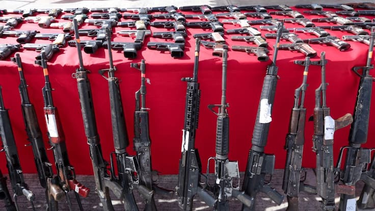 Rebasan en número las armas ilegales que entran a México: Sedena