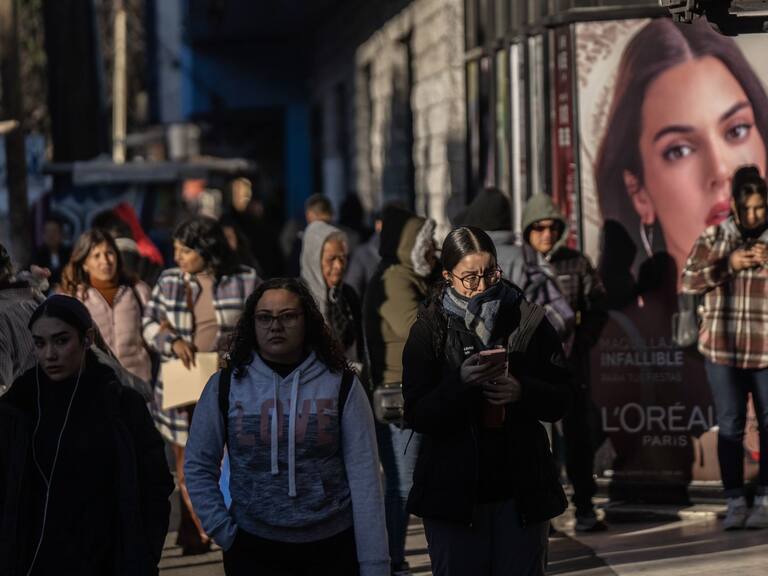 Mantenerse abrigados, principal recomendación ante las bajas temperaturas que se esperan esta noche y mañana,