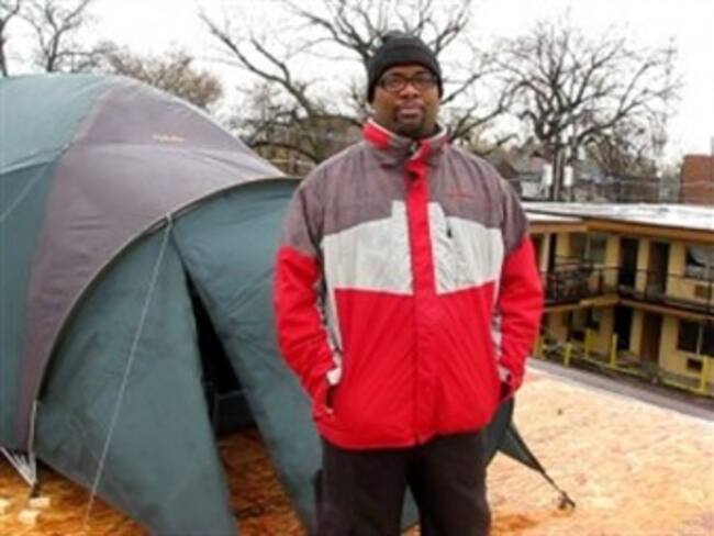 Apoya 'Occupy Chicago' a pastor que protesta contra la violencia
