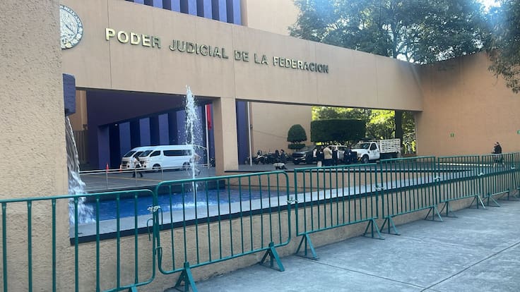 La SCJN sesiona en sede alterna ante movilizaciones de la CNTE