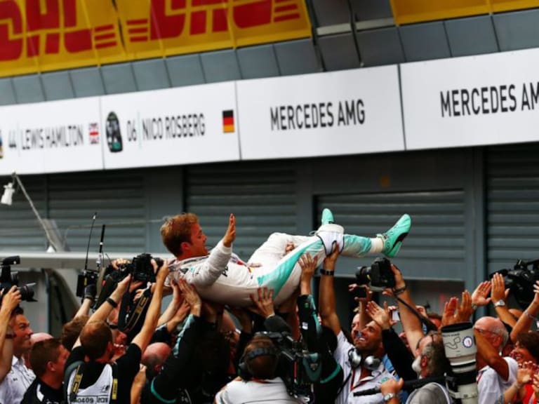 Nico Rosberg gana el Gran Premio de Italia y se acerca a Lewis Hamilton