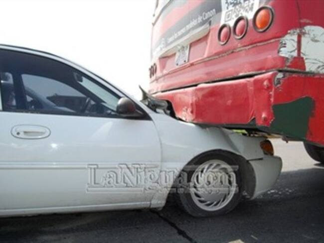 Deja al menos 27 lesionados un accidente de tránsito en El Salvador