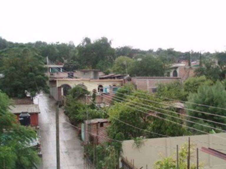 Suman 18 muertos por lluvias en Michoacán