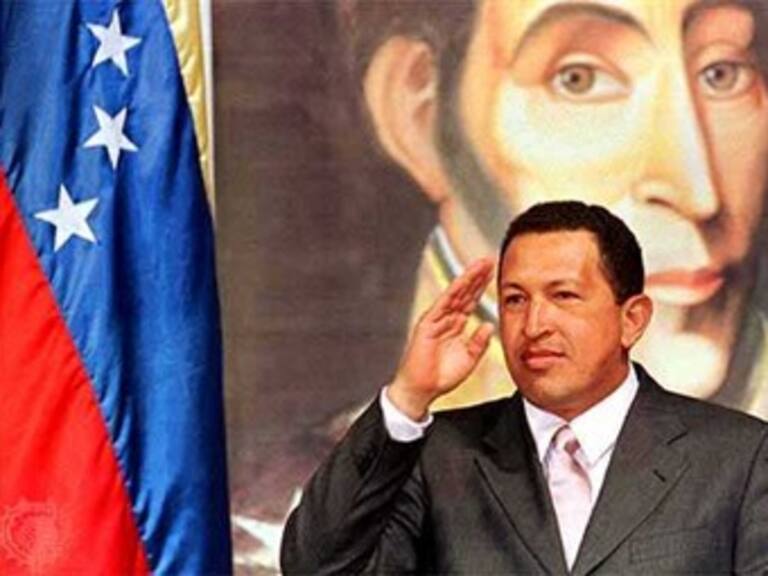 Defiende Chávez sus políticas en CNN