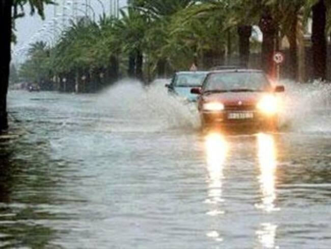 Se mantiene GDF en alerta por lluvias