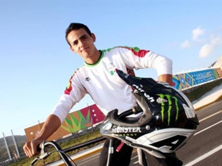 Se concentra ciclista mexicano Mireles en Suiza en busca de lugar a Londres