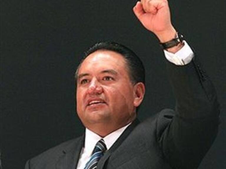 Insiste Martín Esparza en obtener toma de nota