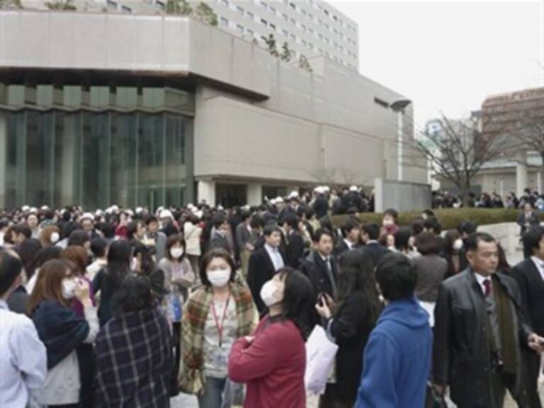 Reporta Japón 14 heridos por sismo de 6.2 grados