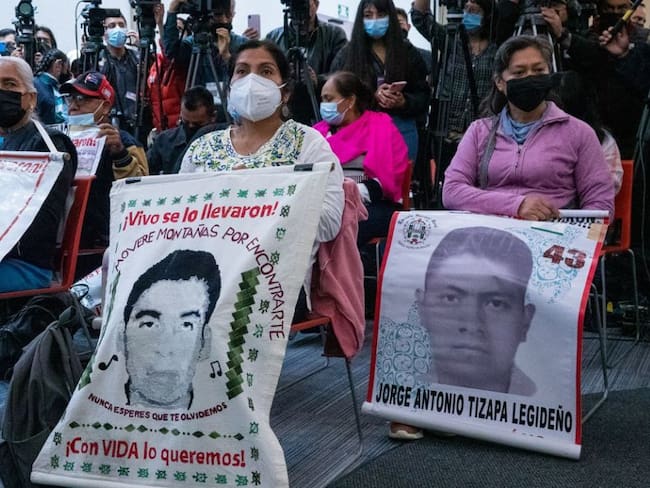 Trabajo independiente de Ayotzinapa ya es molesto para AMLO: Olivia Zerón