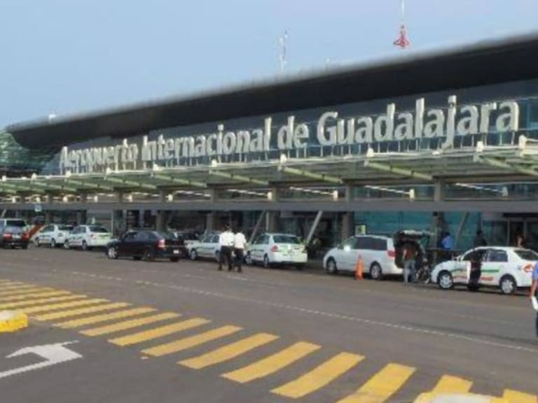 Decomisan 6 kilos de metanfetamina en el Aeropuerto Internacional de Guadalajara
