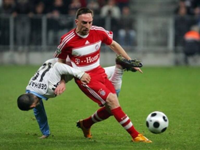 Se impone Bayern al Lyon en la Champions