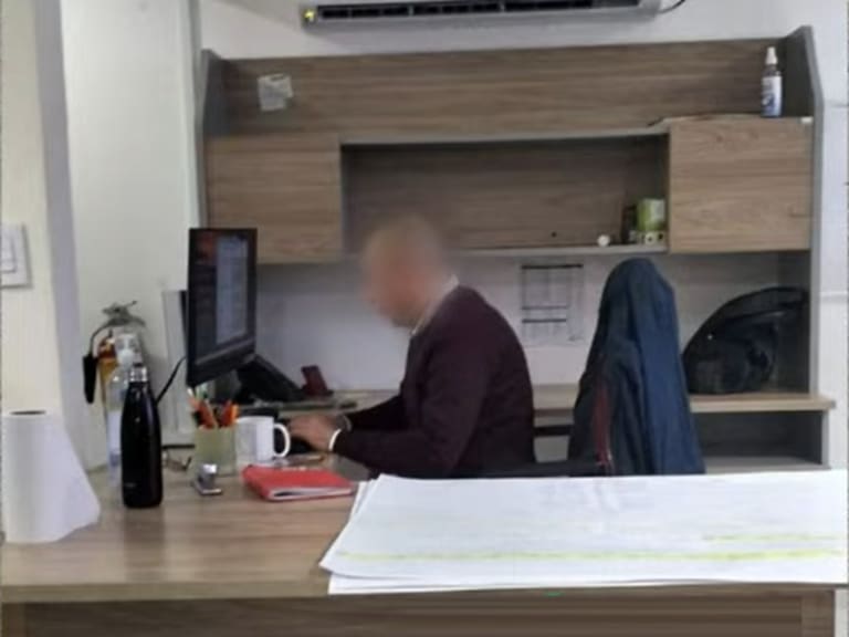 Tras el accidente Tren Interoceánico del 28 de diciembre, la esposa de Ricardo Mendoza Cerón afirma que fue detenido sin ser jefe de controladores y acusa abandono de la empresa.