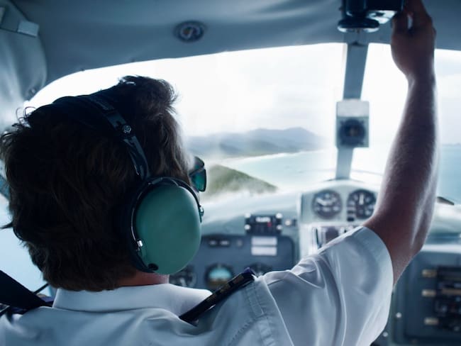 Empleo Mexicana de Aviación: Requisitos para pilotos y sobrecargos