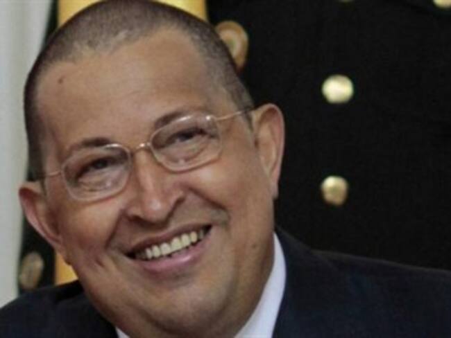 Viaja Chávez a Cuba a nueva sesión de quimoterapia