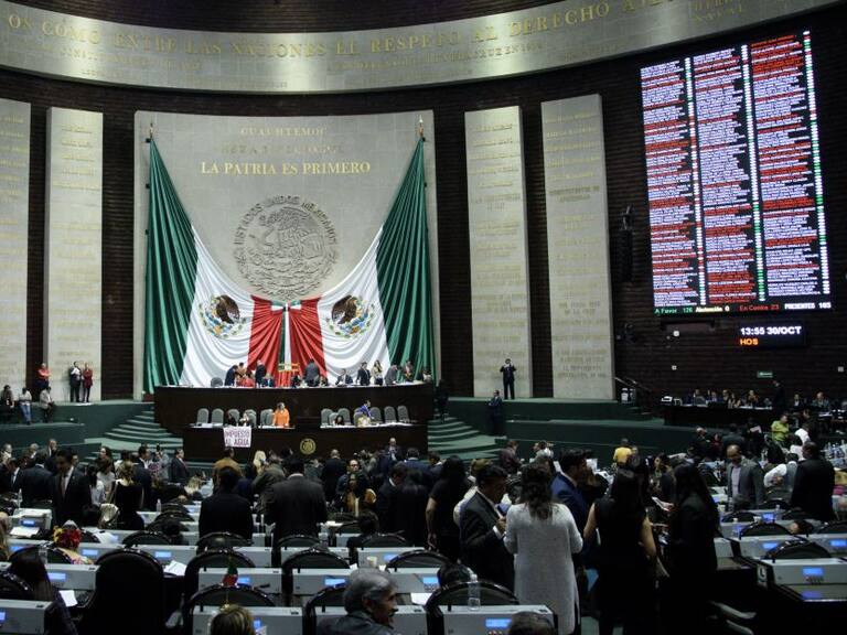 Diputados aprueban en lo general cambios del Senado al paquete fiscal