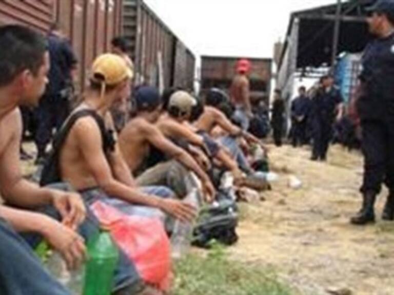 FBI interroga a indocumentados detenidos en México