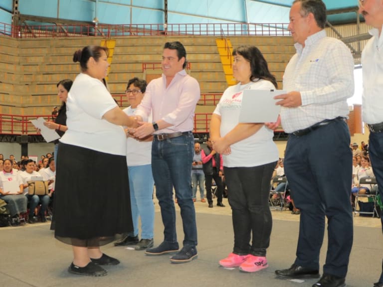 Gobierno impulsa emprendurismo de mujeres en Jalisco