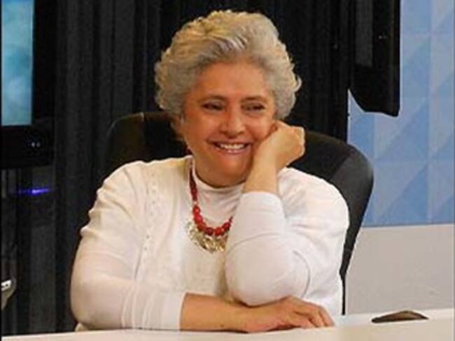 'Escribiendo la nueva historia o cómo dejar de ser víctima en doce sesiones'. Laura Esquivel, escritora. 19/02/13