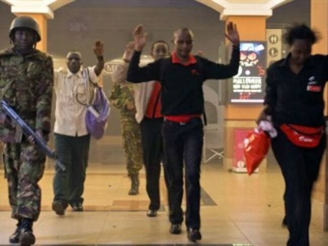 Toma de rehenes en Kenia termina con un saldo de 72 muertos