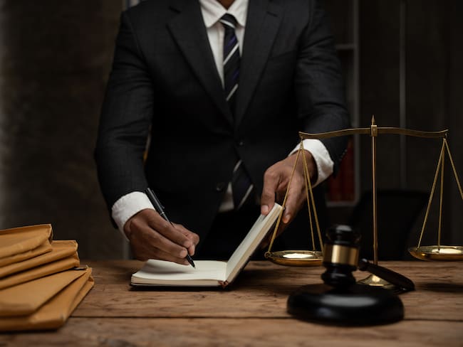 Proponen ley para proteger a quienes revelan casos de corrupción