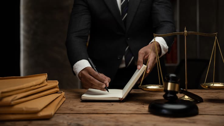 Proponen ley para proteger a quienes revelan casos de corrupción