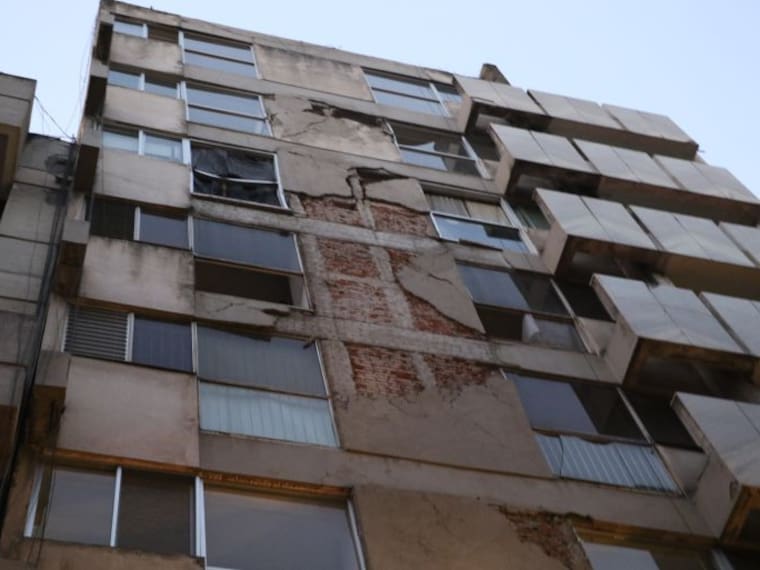 A un año del sismo 19-S; hay gente que aún sigue viviendo en sus edificios dañados