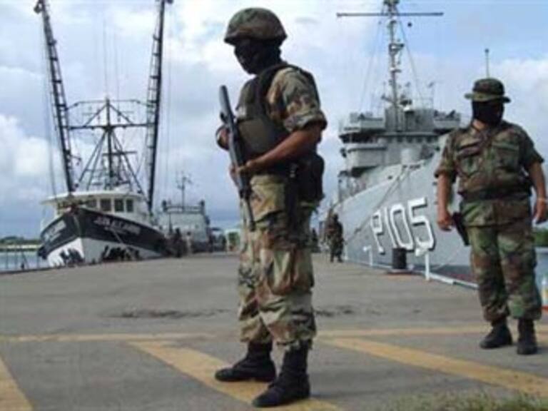 Abre Armada hospitales navales en el DF para atender brote