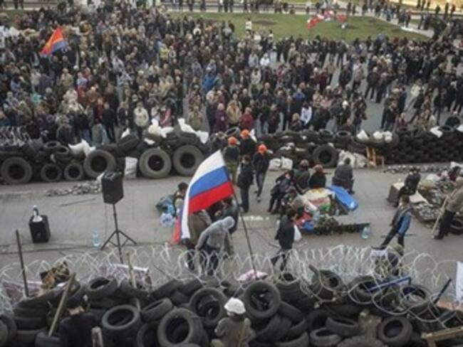 Piden prorrusos reunión urgente para detener conflicto