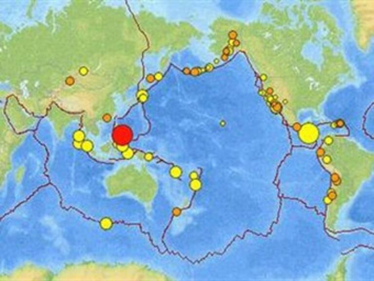 Registran sismo de 7.9 grados Richter en Filipinas