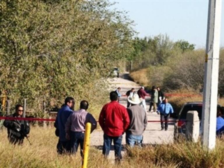 Encuentran 15 cadáveres en carretera de Michoacán