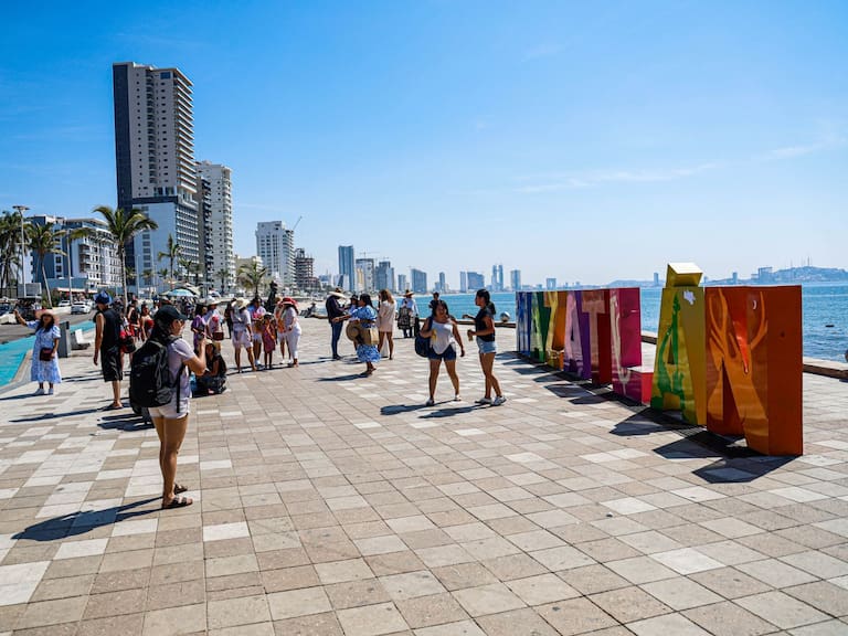 Turismo en Semana Santa 2026: Concanaco reporta arranque lento en Mazatlán, Acapulco y Quintana Roo