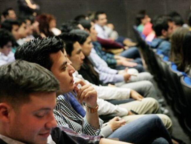 ¿Cuál es la diferencia entre educación financiera y cultura financiera?