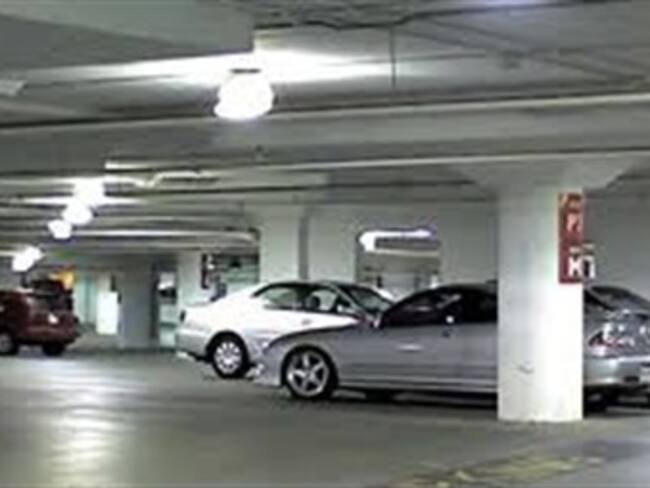 Suspende Profeco 63 estacionamientos