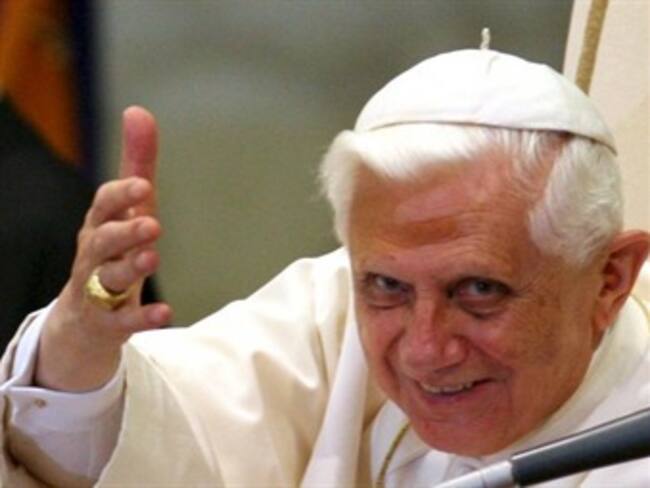 Celebra Benedicto XVI su cumpleaños 85