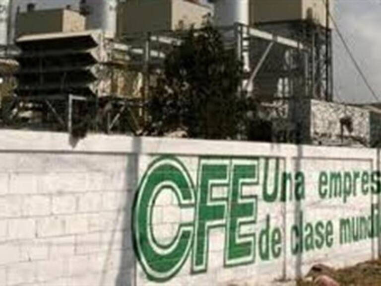 Se incendia subestación de CFE en el Edomex