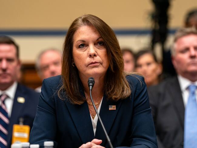 Renuncia directora del Servicio Secreto de EU, tras atentado a Trump