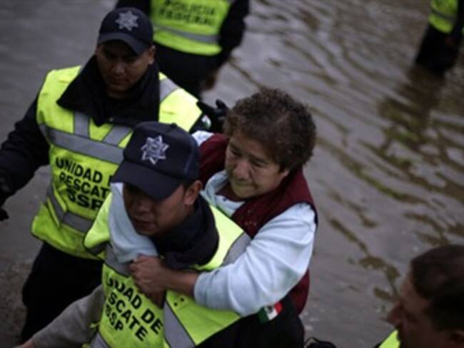 Suman tres muertos tras el paso de Arlene por Veracruz