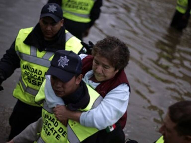 Suman tres muertos tras el paso de Arlene por Veracruz
