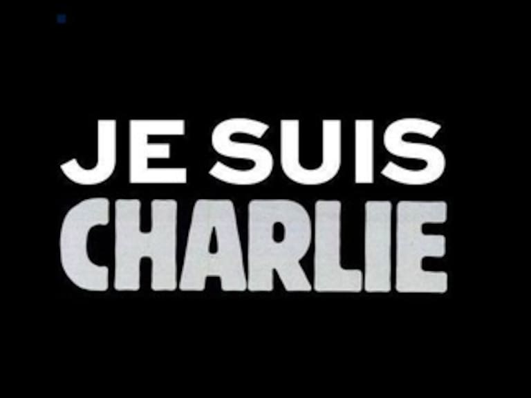 Moneros rinden tributo a Charlie Hebdo