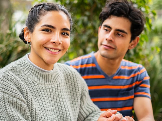 ¿Tu pareja es tu hijo? Señales de que estás “criando” a tu amor en lugar de amarlo