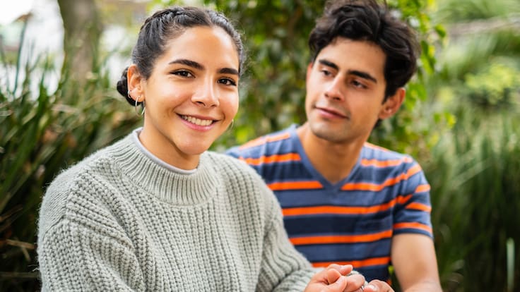 ¿Tu pareja es tu hijo? Señales de que estás “criando” a tu amor en lugar de amarlo
